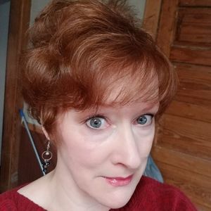 Meet your Posher, Cynthia